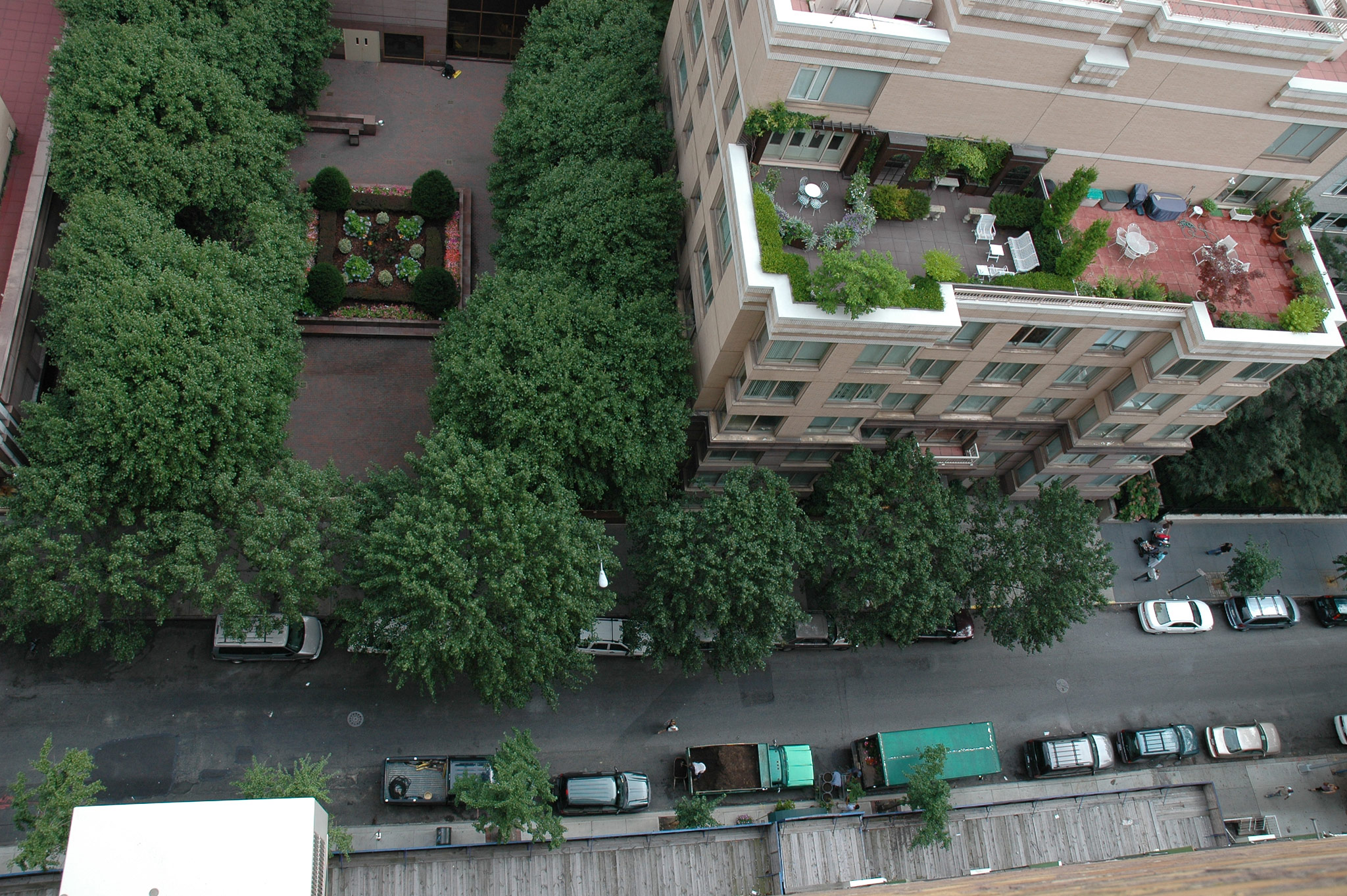 residential-urban-gardens-1